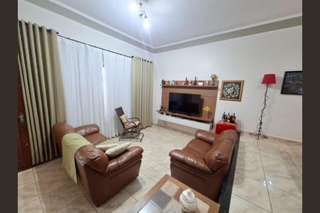 7_photo/94b9bf4d5b.da0ee4c0701328bc-ATLAS-dccf52ea-6fd7-4e74-9f2f-6d5589279e5a.jpg de casa à venda com 3 quartos, 211m² em Ribeirânia, Ribeirão Preto