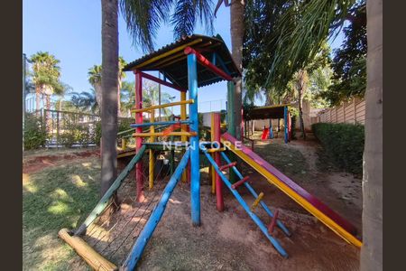 11_photo/94b9bf4e27.5afd90b9c05d4dec-ATLAS-da2f3bd6-0549-46bb-b45d-7d62fbea79f5.jpg de apartamento à venda com 2 quartos, 45m² em Jardim Castelo Branco, Ribeirão Preto