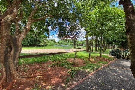 5_photo/94b9bf50c1.7d9bb799db321f5e-ATLAS-2fd3b04d-ae73-4c1c-8d51-3912fb1c70e5.jpg de apartamento à venda com 2 quartos, 67m² em Parque Industrial Lagoinha, Ribeirão Preto