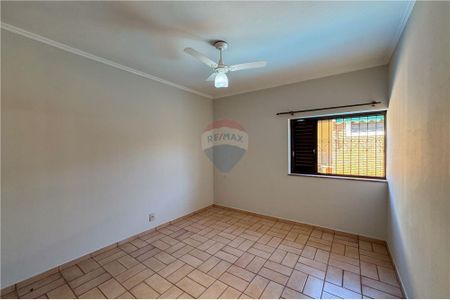 35_photo/94b9bf55a3.b8a9f91cb517b5ed-ATLAS-3d64dd62-0dcd-4823-91a2-4e298a119ca5.jpg de casa para alugar com 4 quartos, 219m² em Parque Industria, Ribeirão Preto