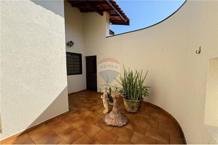 24_photo/94b9bf55a3.b8a9f91cb517b5ed-ATLAS-74bec01c-e025-48c2-adc1-d9054ed4beb5.jpg de casa para alugar com 4 quartos, 219m² em Parque Industria, Ribeirão Preto