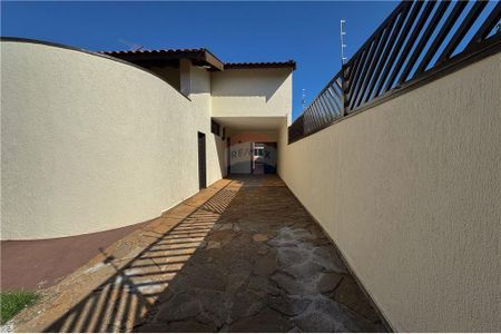 4_photo/94b9bf55a3.b8a9f91cb517b5ed-ATLAS-bc3155e7-2119-473f-a825-bfd7ac40c959.jpg de casa para alugar com 4 quartos, 219m² em Parque Industria, Ribeirão Preto