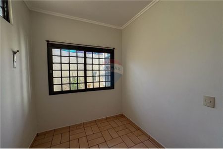 20_photo/94b9bf55a3.b8a9f91cb517b5ed-ATLAS-cbde9d69-53df-47b8-8395-dc2d0b3579f8.jpg de casa para alugar com 4 quartos, 219m² em Parque Industria, Ribeirão Preto