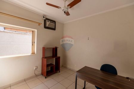 20_photo/94b9bf55cf.07671446921f2772-ATLAS-4e102f19-a89e-4839-8b82-370d6cfbea7d.jpg de casa à venda com 3 quartos, 186m² em Parque Industrial Lagoinha, Ribeirão Preto