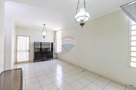 7_photo/94b9bf55cf.07671446921f2772-ATLAS-d46d3c2f-00ea-4bf7-bd0f-c8988aaf7301.jpg de casa à venda com 3 quartos, 186m² em Parque Industrial Lagoinha, Ribeirão Preto