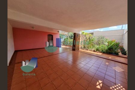 13_photo/94b9bf5641.0e65721c5fbd9054-ATLAS-c384f3ff-67d4-4f71-aa46-b98a11516fa1.jpg de casa à venda com 6 quartos, 310m² em Subsetor Leste - 8 (L-8), Ribeirão Preto