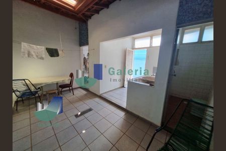 8_photo/94b9bf5641.0e65721c5fbd9054-ATLAS-cf93fd73-a85b-4193-8141-fd2c75391c93.jpg de casa à venda com 6 quartos, 310m² em Subsetor Leste - 8 (L-8), Ribeirão Preto