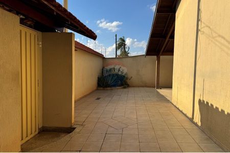 7_photo/94b9bf565b.07fdfab894ea54a7-ATLAS-2abd9cf2-1f18-42b5-8e88-c91cf71d6be2.jpg de casa à venda com 4 quartos, 220m² em Parque Industrial Lagoinha, Ribeirão Preto