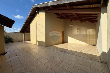 5_photo/94b9bf565b.07fdfab894ea54a7-ATLAS-7352a75e-32c6-403b-a525-b6f4a85b3aa3.jpg de casa à venda com 4 quartos, 220m² em Parque Industrial Lagoinha, Ribeirão Preto