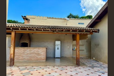 8_photo/94b9bf565b.4f20eed648fa4ac9-ATLAS-1f7b8aeb-e17c-4dab-9e29-ce5a9ff43667.jpg de casa à venda com 4 quartos, 220m² em Parque Industrial Lagoinha, Ribeirão Preto