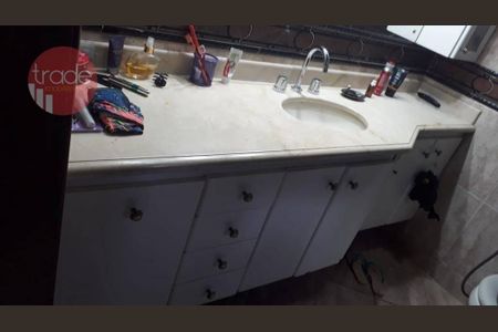 6_photo/94b9bf5771.ac59da683d20aab1-ATLAS-8661b3b4-c708-46d6-a21d-e2005feb7f53.jpg de casa à venda com 4 quartos, 246m² em Parque Industrial Lagoinha, Ribeirão Preto