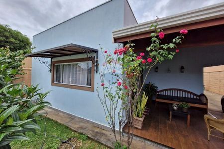 2_photo/94b9bf57c1.d94908c5e3eb3846-ATLAS-0e654d48-8a6e-45c3-8453-ff8ed7ed618c.jpg de casa à venda com 4 quartos, 180m² em Parque Industrial Lagoinha, Ribeirão Preto