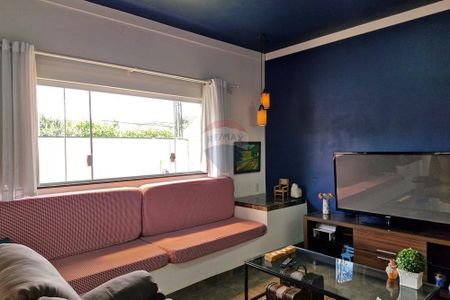 16_photo/94b9bf57c1.d94908c5e3eb3846-ATLAS-46732fc2-a98a-418a-9c3f-fa2ccead9503.jpg de casa à venda com 4 quartos, 180m² em Parque Industrial Lagoinha, Ribeirão Preto