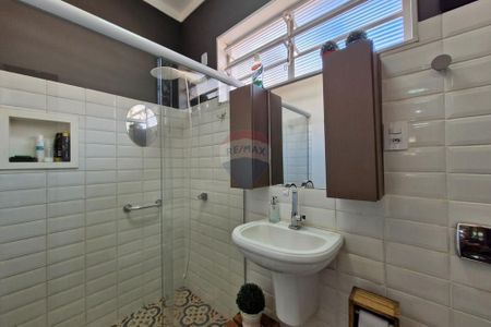 27_photo/94b9bf57c1.d94908c5e3eb3846-ATLAS-a8a5efe0-b021-4869-84fe-92da48abc6ae.jpg de casa à venda com 4 quartos, 180m² em Parque Industrial Lagoinha, Ribeirão Preto