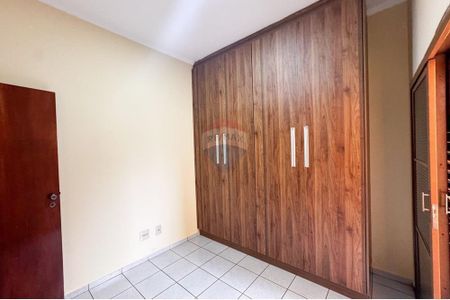 23_photo/94b9bf57f5.1e9d1ba85beb8478-ATLAS-b99ec8c9-e111-42de-a86c-c086a5fecf6b.jpg de casa para alugar com 4 quartos, 207m² em Parque Industrial Lagoinha, Ribeirão Preto