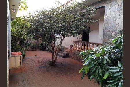 2_photo/94b9bf5d23.646fae3a1fa4a2d8-ATLAS-042565d9-b00f-46ae-bbeb-221fe8bcdb81.jpg de casa à venda com 5 quartos, 225m² em Jardim Anhanguera, Ribeirão Preto