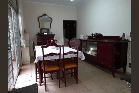 7_photo/94b9bf5d23.646fae3a1fa4a2d8-ATLAS-078b2d95-41a8-4ebd-b60b-d4f73e3cc830.jpg de casa à venda com 5 quartos, 225m² em Jardim Anhanguera, Ribeirão Preto