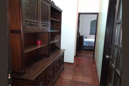 2_photo/94b9bf5d23.646fae3a1fa4a2d8-ATLAS-e37d50be-9a10-44de-99b9-3255203b6101.jpg de casa à venda com 5 quartos, 225m² em Jardim Anhanguera, Ribeirão Preto