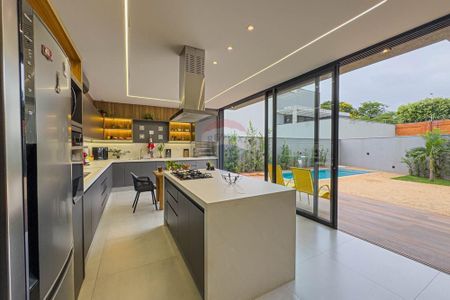 3_photo/94b9bf5efb.1ec89c7cbdfc8b9a-ATLAS-44cd591e-d8be-4db0-ba1e-0c6687fd038f.jpg de casa à venda com 4 quartos, 203m² em Jardim Zara, Ribeirão Preto