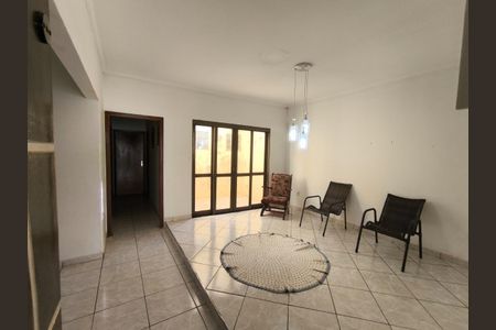 3_photo/94b9bf6025.1f6bf9a37be8dc1f-ATLAS-816d1888-ffc5-46f5-9674-e3cbe5b2ba32.jpg de casa à venda com 3 quartos, 130m² em Residencial e Comercial Palmares, Ribeirão Preto