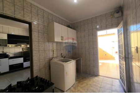 30_photo/94b9bf6025.b24a59dfe16413ee-ATLAS-c414384f-7cd2-480f-9ba5-abb801eef6c0.jpg de casa à venda com 3 quartos, 130m² em Residencial e Comercial Palmares, Ribeirão Preto