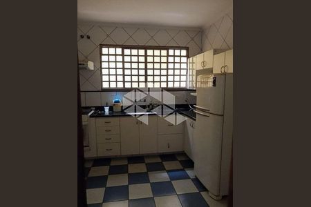 8_photo/94b9bf6031.2ebfcaa43ef1460e-ATLAS-3de990ba-b1ab-465b-b4dd-00f618b4c2bb.jpg de casa à venda com 3 quartos, 250m² em Residencial e Comercial Palmares, Ribeirão Preto