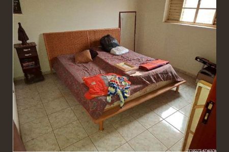 8_photo/94b9bf6133.ecf742dafe4bd995-ATLAS-79fa94cd-c96a-48e6-b507-ef5bfdaebcc1.jpg de casa à venda com 1 quarto, 146m² em Jardim Anhanguera, Ribeirão Preto