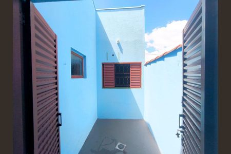 6_photo/94b9bf666b.a56fd8bb02d474b7-ATLAS-2f7c8e24-76e8-47be-8f80-a2e43779c4a3.jpg de casa à venda com 3 quartos, 102m² em Jardim Anhanguera, Ribeirão Preto