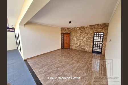 10_photo/94b9bf6697.81c488c884db3593-ATLAS-50f01b96-7e0a-4f92-b2b2-e02bf054fa2a.jpg de casa à venda com 3 quartos, 179m² em Residencial e Comercial Palmares, Ribeirão Preto