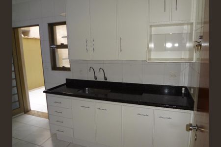 5_photo/94b9bf6a89.5d39709a9105c5d4-ATLAS-b3711401-cd97-4d86-a8ff-026a0dcb4eef.jpg de apartamento à venda com 3 quartos, 122m² em Parque dos Bandeirantes, Ribeirão Preto