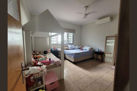 20_photo/94b9bfa6e1.a64aef6598c47c00-ATLAS-35cddcc8-bed4-482f-8b09-ee39c1718836.jpg de casa à venda com 4 quartos, 180m² em Independência, Ribeirão Preto