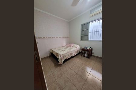 19_photo/94b9bfa6e1.a64aef6598c47c00-ATLAS-cb2b51a6-31a8-4ced-a75d-34a034031271.jpg de casa à venda com 4 quartos, 180m² em Independência, Ribeirão Preto