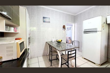 3_photo/94b9bfb0b3.ebbd8bc3dc39b939-ATLAS-27260719-0f4f-4c06-87f1-11b99f7d6c03.jpg de casa à venda com 3 quartos, 135m² em Campos Elísios, Ribeirão Preto