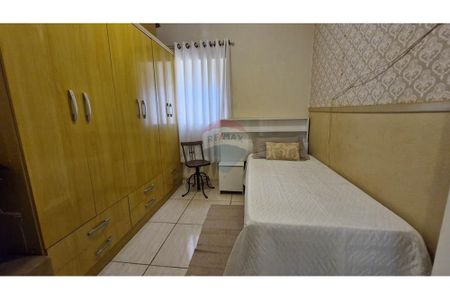 29_photo/94b9bfb0b3.ebbd8bc3dc39b939-ATLAS-697e52ce-d653-49c5-be97-a7cf1d0130c3.jpg de casa à venda com 3 quartos, 120m² em Campos Elísios, Ribeirão Preto