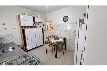 12_photo/94b9bfb0b3.ebbd8bc3dc39b939-ATLAS-8165c0be-f9ef-4122-87b3-66b033039f20.jpg de casa à venda com 3 quartos, 120m² em Campos Elísios, Ribeirão Preto