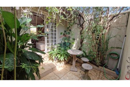 21_photo/94b9bfb0b3.ebbd8bc3dc39b939-ATLAS-9d03a683-4329-422f-b3a7-1c61855abb51.jpg de casa à venda com 3 quartos, 120m² em Campos Elísios, Ribeirão Preto