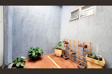 6_photo/94b9bfb0b3.ebbd8bc3dc39b939-ATLAS-f516838d-8a02-4e10-beb6-cbe2e0964d9b.jpg de casa à venda com 3 quartos, 135m² em Campos Elísios, Ribeirão Preto