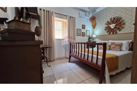 30_photo/94b9bfb0b3.ebbd8bc3dc39b939-ATLAS-fa22f49f-3812-45a1-aac9-9573b685db04.jpg de casa à venda com 3 quartos, 120m² em Campos Elísios, Ribeirão Preto