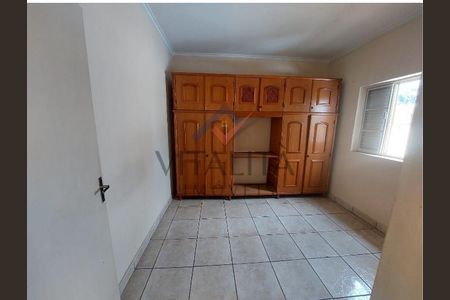 3_photo/94b9bfba2f.78ea92cc55484ae4-ATLAS-bc87d8b8-7cc5-4ade-9ae2-73f4ca3ed223.jpg de casa à venda com 3 quartos, 134m² em Vila Mariana, Ribeirão Preto