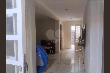 9_photo/94b9bfbc1b.e947cb9356a460b5-ATLAS-5d6bfa46-9f50-40a9-8a5a-b178b27486fa.jpg de casa à venda com 3 quartos, 166m² em Vila Mariana, Ribeirão Preto