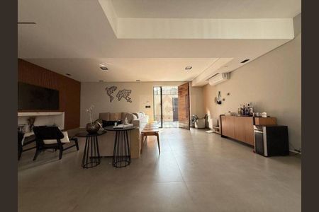 9_photo/94b9bfdf91.54887b4dc90f8163-ATLAS-c07f7df2-abce-4227-9f98-2a8cd1b3b5a1.jpg de casa à venda com 5 quartos, 343m² em Vila Brasil, Ribeirão Preto