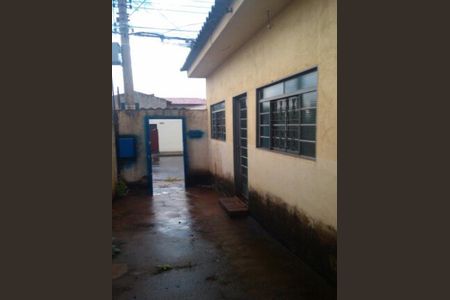 13_photo/94b9c0472b.ce1f01bcfc90b0fc-ATLAS-fd49f0db-5325-4b57-9356-92455fb0104f.jpg de casa à venda com 3 quartos, 130m² em Jardim Diva Tarla de Carvalho, Ribeirão Preto