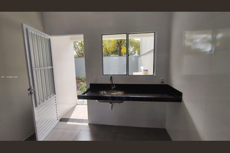 3_photo/94b9c047db.ceff8192393c33de-ATLAS-1e55a565-a5cf-4ade-9c3d-930cf71285eb.jpg de casa à venda com 2 quartos, 47m² em Jardim Diva Tarla de Carvalho, Ribeirão Preto