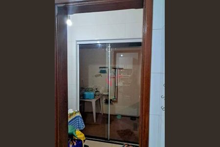 7_photo/94b9c05bc7.1ed876b7748ad327-ATLAS-d2ed62e3-b25a-4907-bc8f-2eed2dbb0e09.jpg de casa à venda com 2 quartos, 70m² em Parque Residencial Candido Portinari, Ribeirão Preto