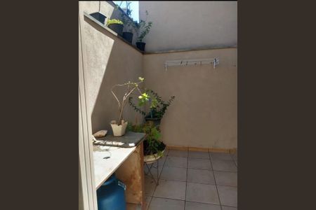 4_photo/94b9c08b6b.bf1bfafdbf9111e3-ATLAS-c33db88f-99fe-491d-a0ad-e1db444b8887.jpg de casa à venda com 4 quartos, 160m² em Jardim Ouro Branco, Ribeirão Preto