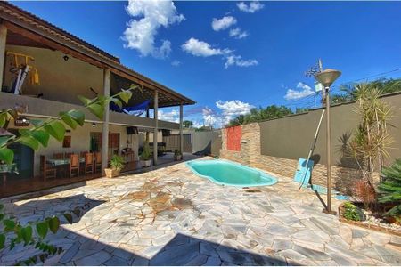 37_photo/94b9c08cbf.1c30879e3ee593f9-ATLAS-18d0ca4a-4d96-4e19-ae19-02ae508ea9ff.jpg de casa à venda com 2 quartos, 207m² em Jardim Ouro Branco, Ribeirão Preto