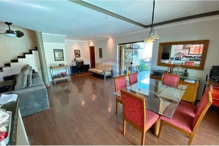 2_photo/94b9c08cbf.1c30879e3ee593f9-ATLAS-437410fa-a30a-4bc7-b89c-3dbb88e80d77.jpg de casa à venda com 2 quartos, 207m² em Jardim Ouro Branco, Ribeirão Preto