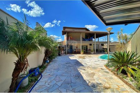 35_photo/94b9c08cbf.1c30879e3ee593f9-ATLAS-b90b2a4a-30e2-4d95-be92-109aa152bfe5.jpg de casa à venda com 2 quartos, 207m² em Jardim Ouro Branco, Ribeirão Preto