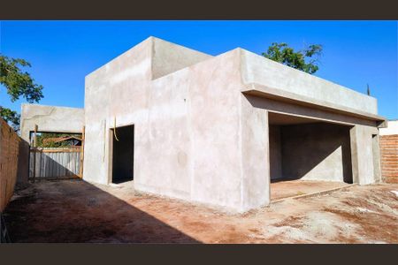 4_photo/94b9c0920f.8d9cef390fbeacf5-ATLAS-1dbcf81e-7990-41de-997e-11da5e1d39d5.jpg de casa à venda com 3 quartos, 255m² em Jardim Ouro Branco, Ribeirão Preto