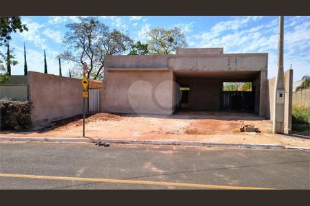 29_photo/94b9c0920f.8d9cef390fbeacf5-ATLAS-80a2a366-800a-44b2-93d5-0126383afb19.jpg de casa à venda com 3 quartos, 255m² em Jardim Ouro Branco, Ribeirão Preto